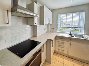 Photo 7- click for photo gallery